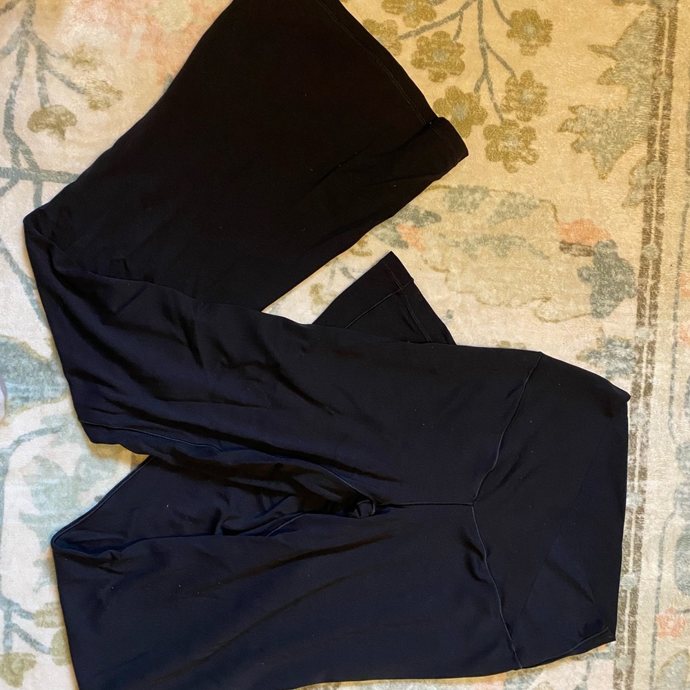 Aerie Black OFFLINE high waisted crossover leggings